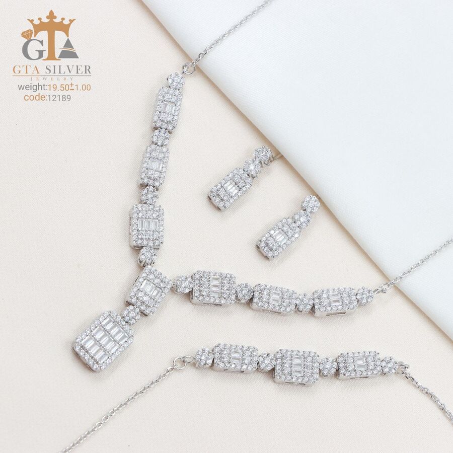 064ddd0a-7eb9-495f-9a5b-45168a4ab70b.jpg سرویس نقره میکرو زنجیری طرح امرالدکات کد 12189 - Image 1