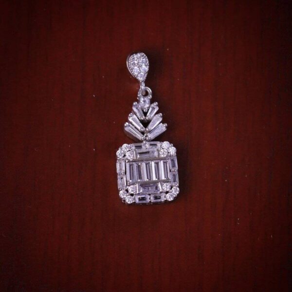 مدال نقره میکرو طرح امرالدکات کد 21509 - تصویر 2