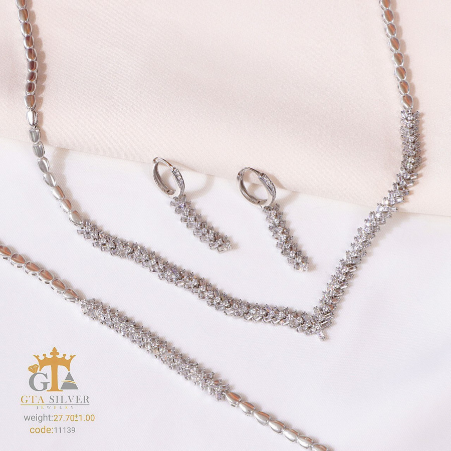 0bf5988f-cf3f-471c-b0cf-0905c3a07110.jpg سرویس نقره مارسا کد 1-11139 - تصویر 1