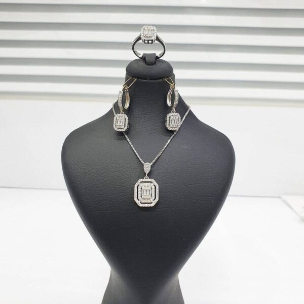 نیم ست نقره میکرو طرح امرالدکات کد 16190 - تصویر 2