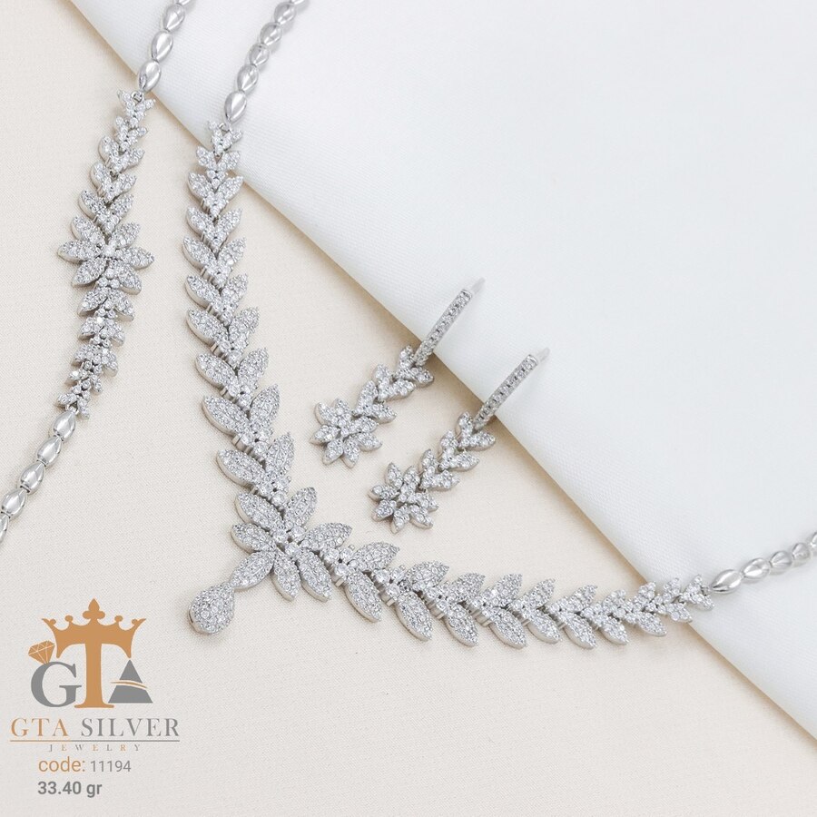 210d0ac3-f245-4cf0-82d0-15df953d7ced.jpg سرویس نقره مارسا طرح فلاور کد 11194 - Image 1