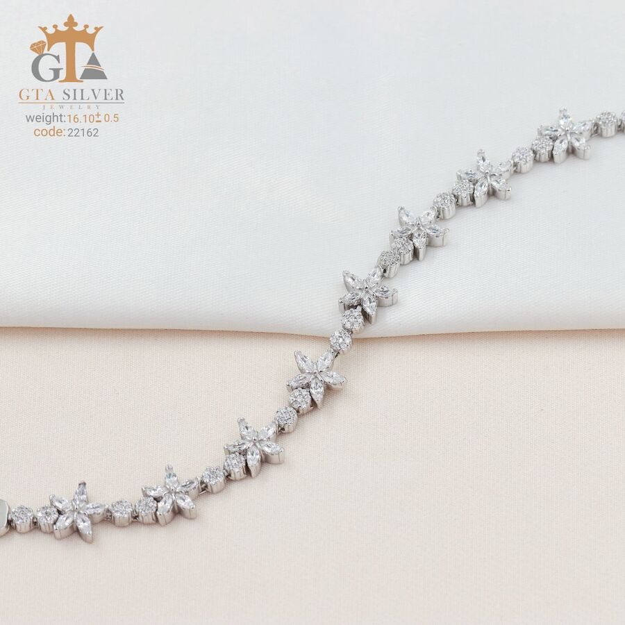 25b28a40-4497-44d9-abe0-d0c2a96b7482.jpg دستبند نقره میکرو کد 22162 - Image 1