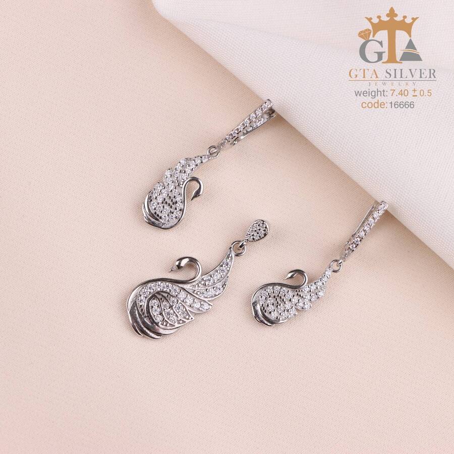 28df2e53-4934-4bc2-9450-6966d321a29d.jpg نیم ست نقره کد 16666 - تصویر 1