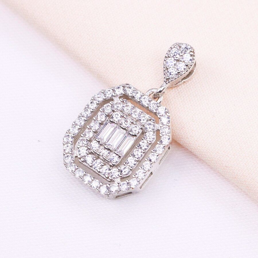 2f29cb16-b1e1-4287-8144-c1f94bc42bd9.jpg مدال نقره میکرو طرح امرالدکات کد 21427 - Image 1