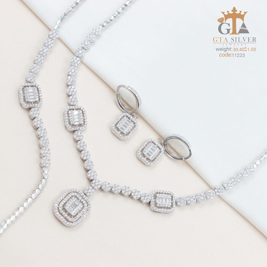 3459a663-10c9-46b5-8ba9-378c9fc1d0b9.jpg سرویس نقره مارسا طرح امرالدکات کد 11223 - Image 1