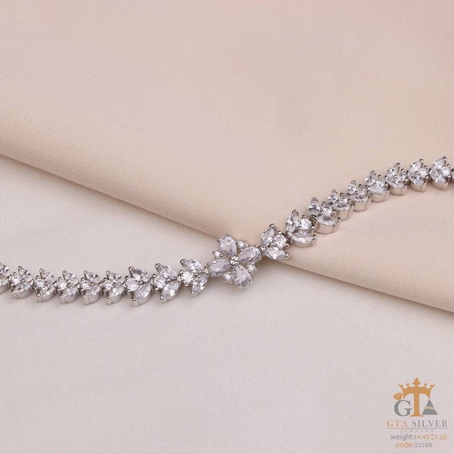 3f036e6a-b344-46ae-9100-a8e307314bdf.jpg دستبند نقره زنانه طرح فلاور کد 22169 - تصویر 1