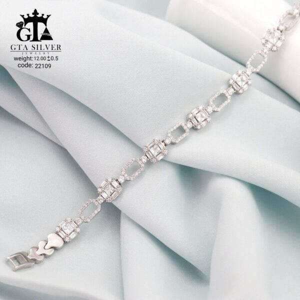 دستبند نقره میکرو طرح امرالدکات کد 22109 - Image 3