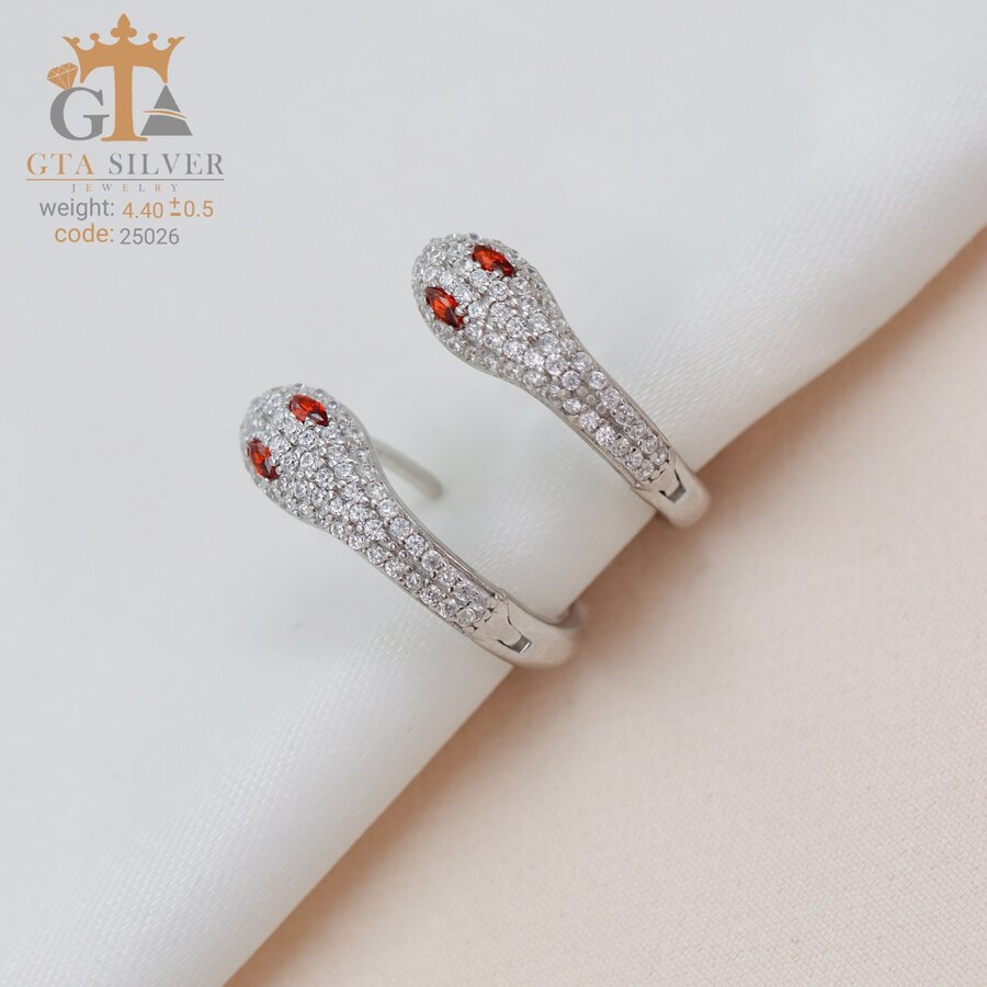 480c1cc9-5d0c-4d56-8f1f-108431a41b85.jpg گوشواره نقره میخی میکرو طرح مار کد 25026 - تصویر 1