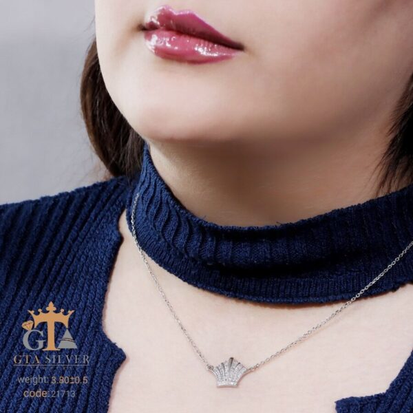 گردنبند نقره زنانه طرح تاج کد 21713 - Image 2