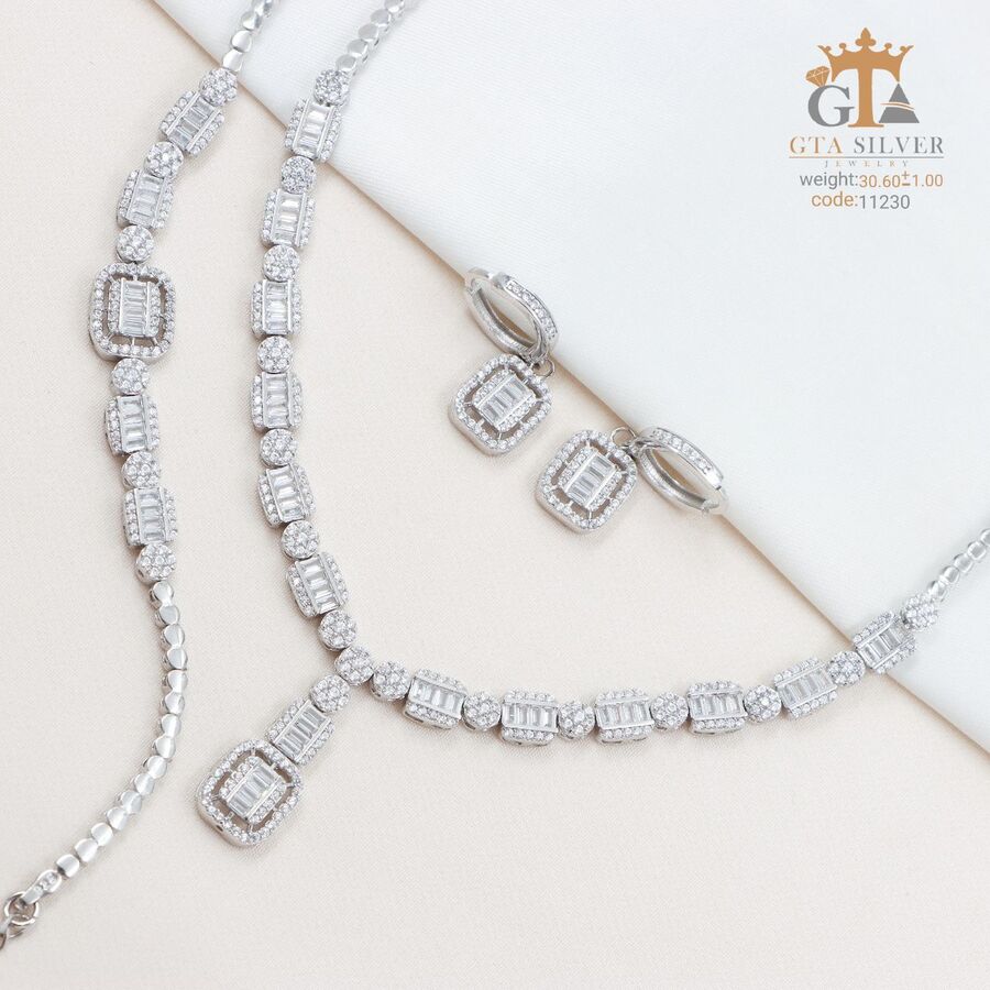 55e2ec06-550b-488d-a406-bb144773f7b2.jpg سرویس نقره مارسا طرح امرالدکات کد 11230 - تصویر 1