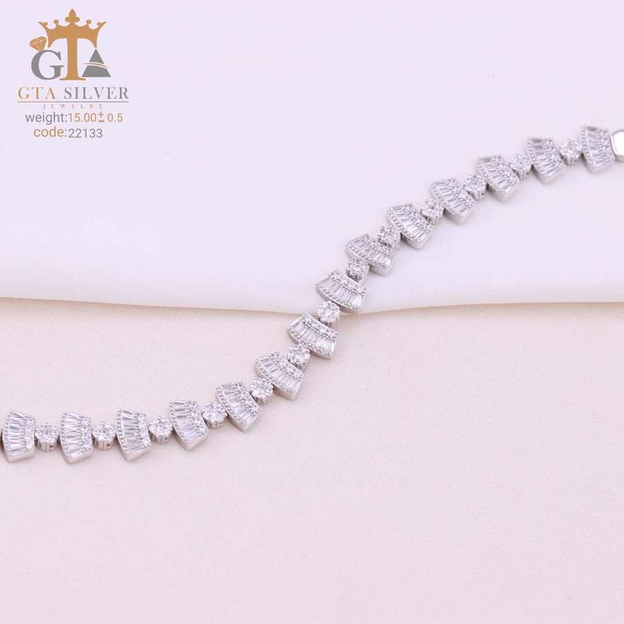 77e58e7a-d7b3-4d32-9f8e-7c0fc716302c.jpg دستبند نقره میکرو کد 22133 - تصویر 1