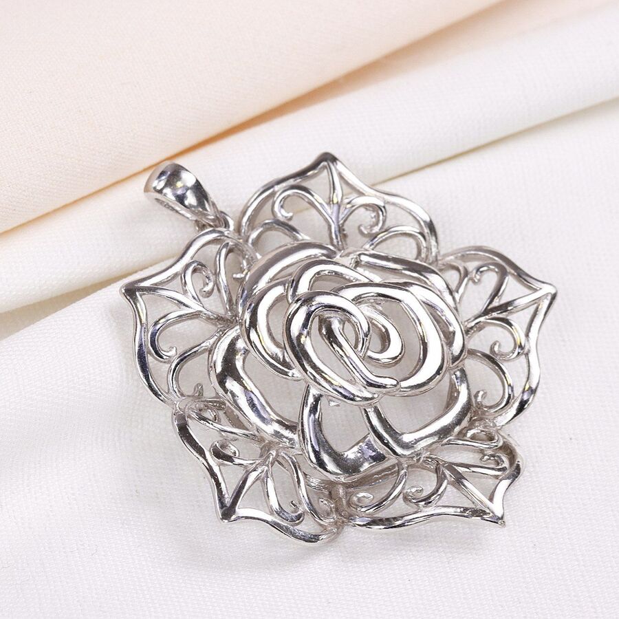 7d120ec6-e583-4f56-a796-031d30a84420.jpg مدال نقره میکرو کد 21294 - تصویر 1