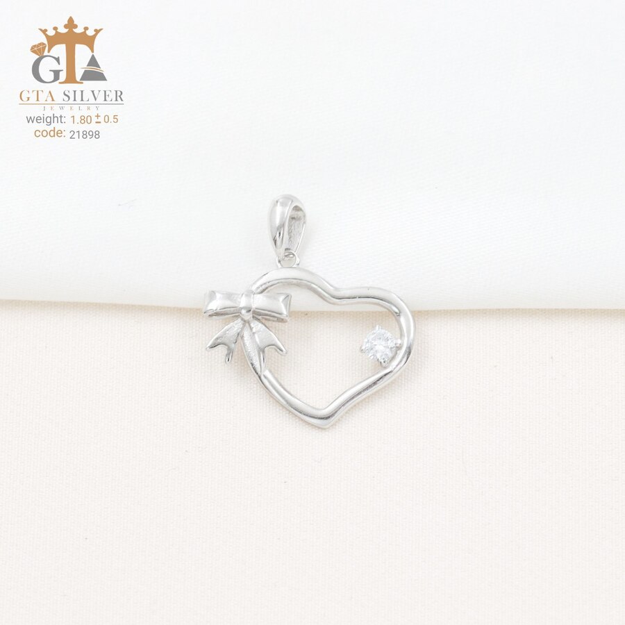 8373b115-24ed-4c4d-a6dc-842a2cdcd7eb.jpg مدال نقره زنانه آینهای قلبی میکرو کد 21898 - Image 1