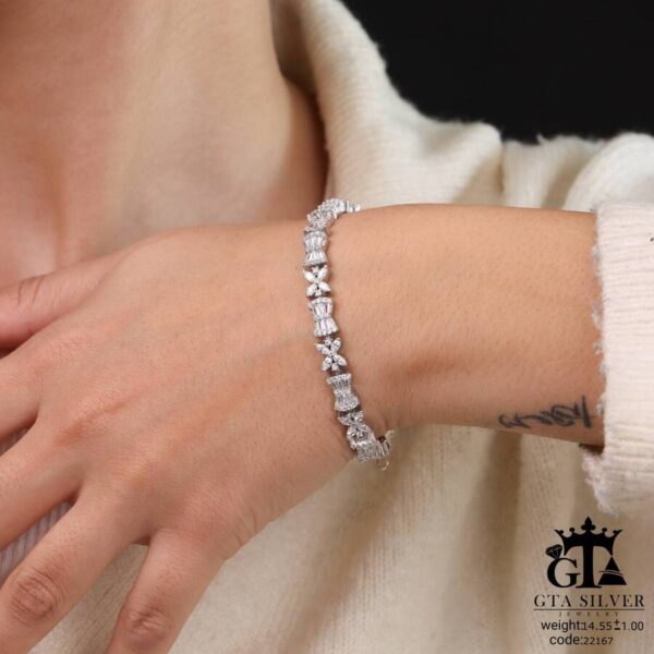 دستبند نقره زنانه با سنگ باگت سوئیسی کد 22167 - تصویر 2