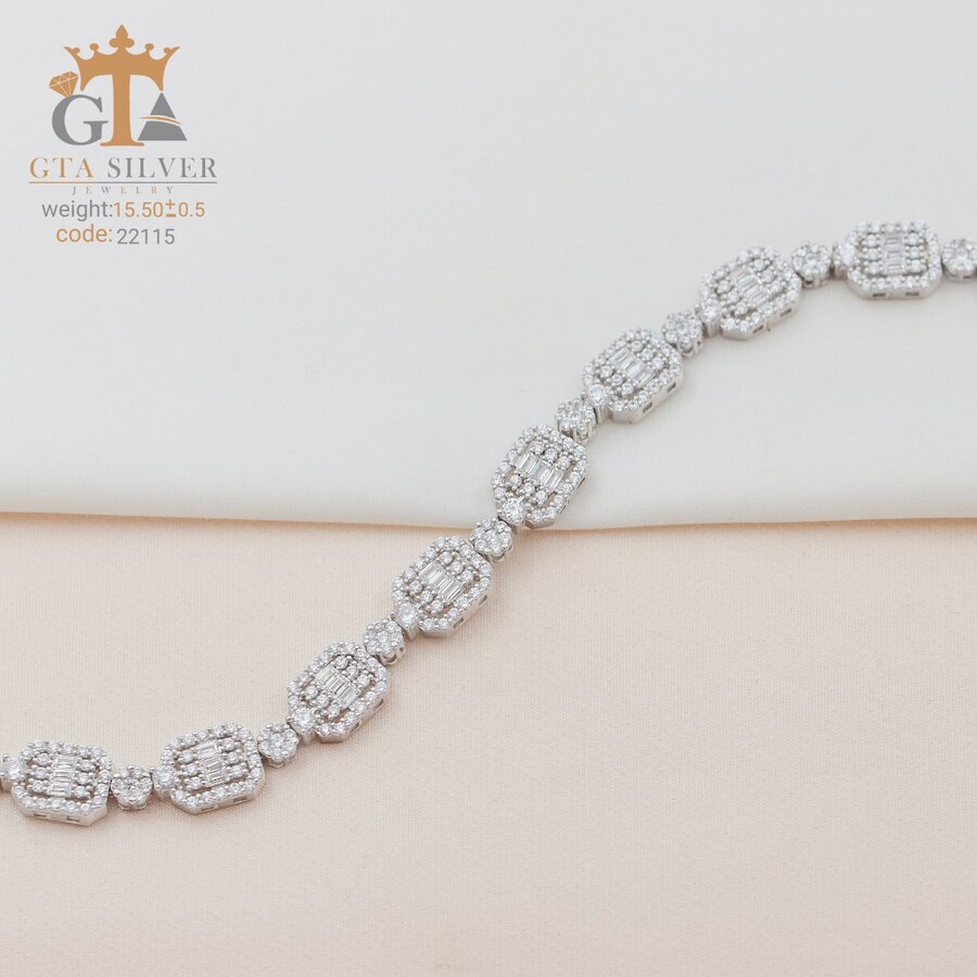 b9778d49-982a-4ef6-98a8-cea95fe7cd4b.jpg دستبند نقره میکرو طرح امرالدکات کد 22115 - Image 1