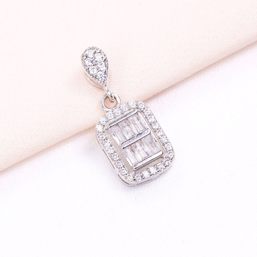 ba774bf0-2d8b-4c9c-b0f3-5b55f9129787.jpg مدال نقره میکرو طرح امرالدکات کد 21478 - تصویر 1