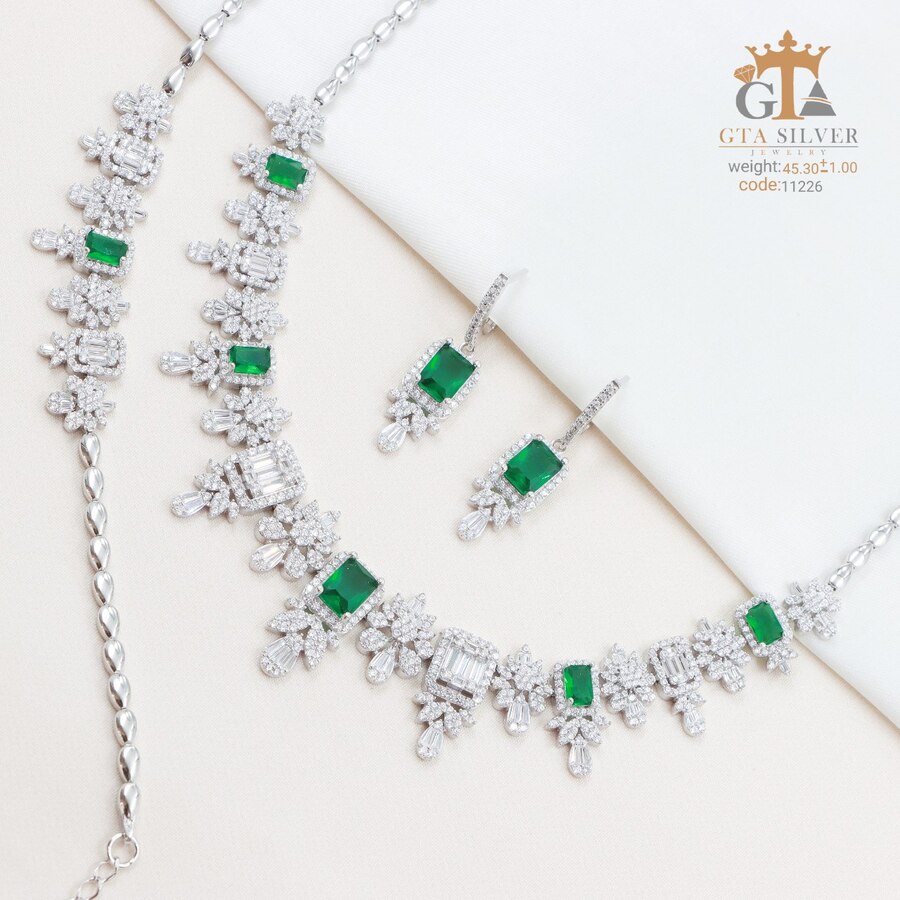 cc25b07e-8e31-43a2-a6ff-20bd4653e650.jpg سرویس نقره مارسا طرح امرالدکات کد 11226 - تصویر 1