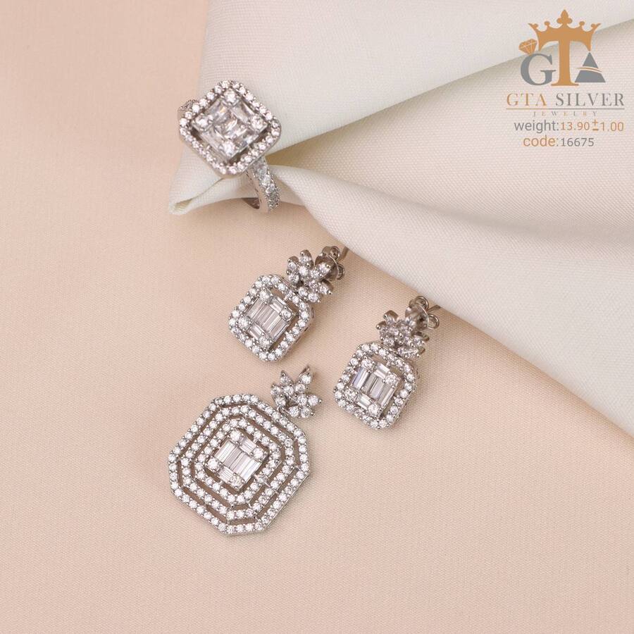 d78f6864-2f54-4089-bf63-8a1f128396fd.jpg نیم ست نقره کد 16675 - Image 1