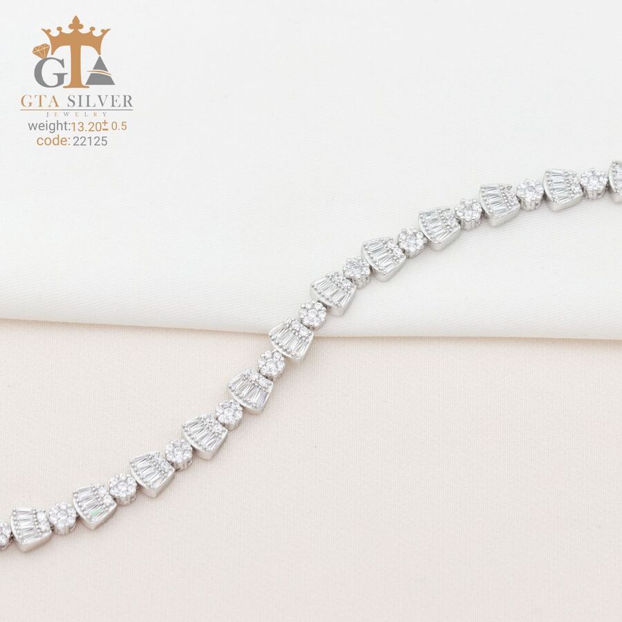 e5f17e93-6a30-4e6a-afcc-187574dfd01b.jpg دستبند نقره میکرو کد 22125 - Image 1