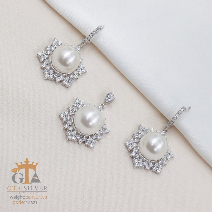 e6e99583-d2e7-4cce-9fcb-25f4e7c7316e.jpg نیم ست نقره میکرو مرواریدی کد 16621 - تصویر 1