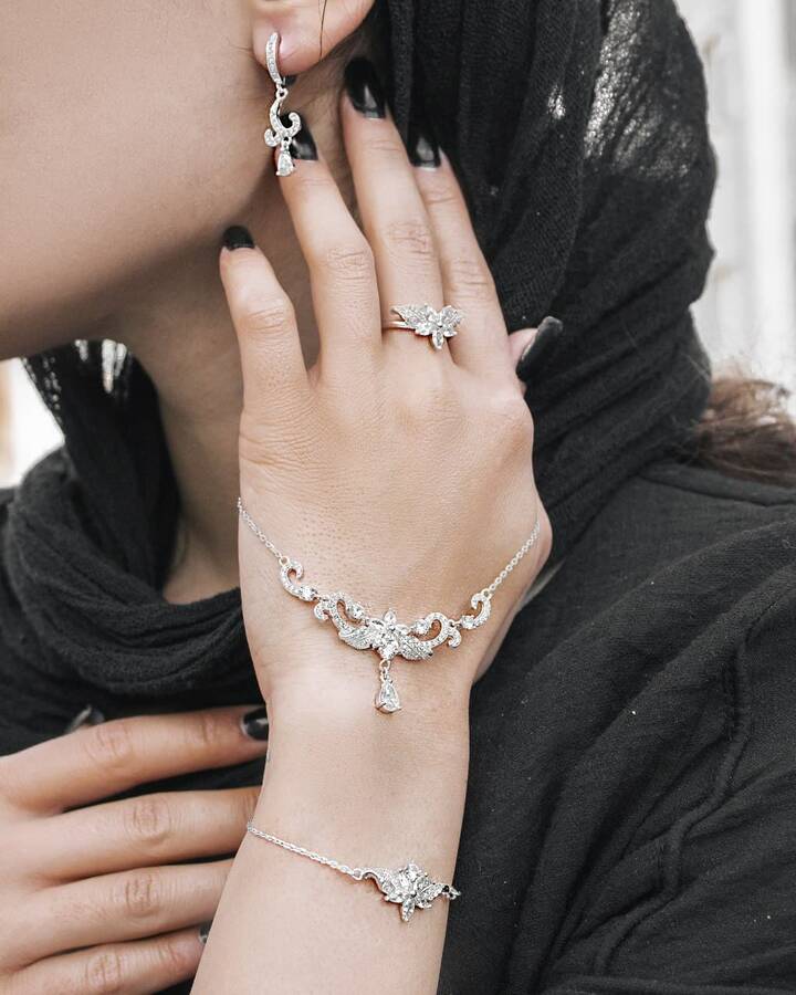 product_1bdb276f-f4a9-4a52-9d3a-bac58e32452c.jpg سرویس نقره میکرو زنجیری کد 12033 - تصویر 1