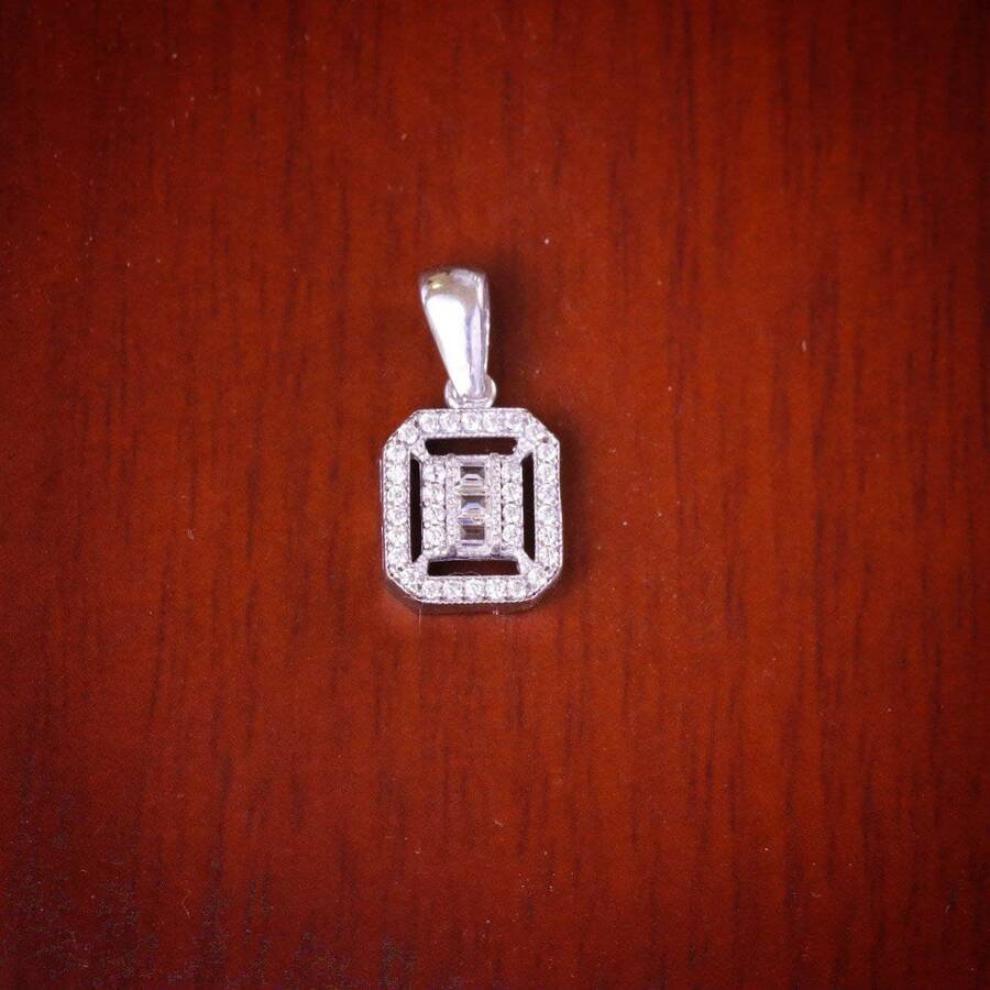 product_416c62be-ce10-4799-b369-28505b147a6e.jpg مدال نقره میکرو طرح امرالدکات کد 21361 - Image 1