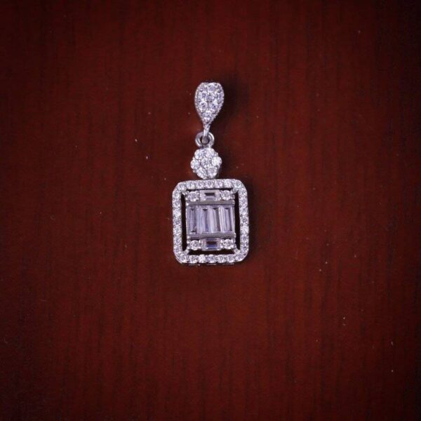 مدال نقره میکرو طرح امرالدکات کد 21481 - تصویر 2