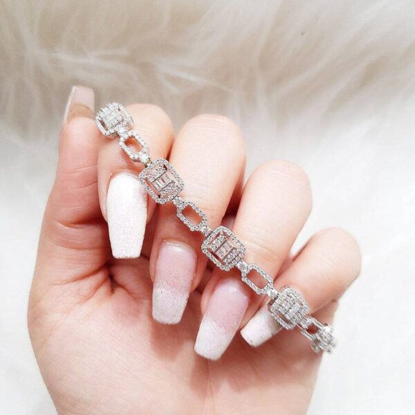 دستبند نقره امرالدکات کد 2067 - تصویر 2