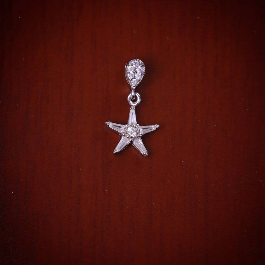 product_9a7e7c0f-49e0-4869-ac36-4cc013488477.jpg مدال نقره میکرو طرح ستاره کد 21565 - Image 1