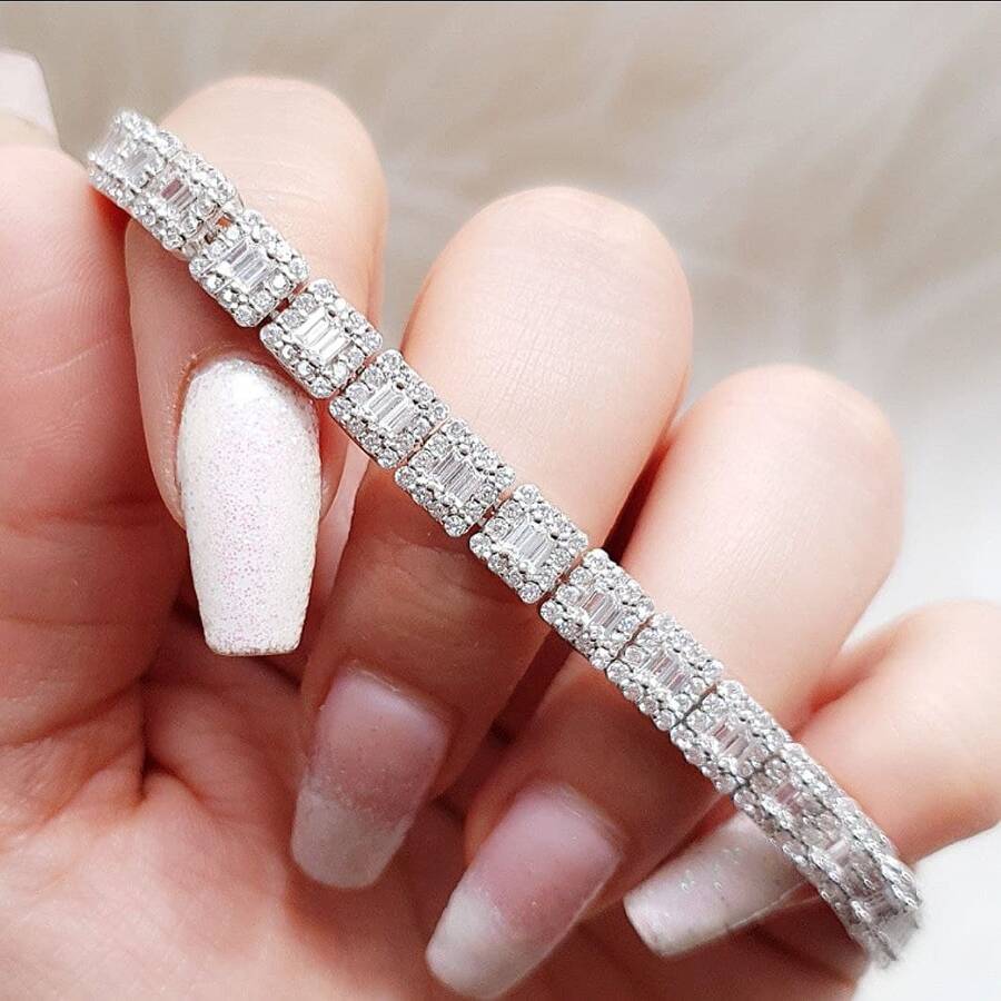 product_a039b9c2-dc10-4467-a31e-7d0ccaf914ad.jpg دستبند نقره امرالدکات کد 2066 - تصویر 1