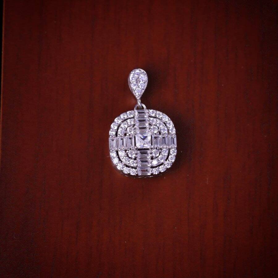 product_bc6c3ce5-b79f-4764-b606-3c67b81500df.jpg مدال نقره میکرو طرح امرالدکات کد 21499 - Image 1