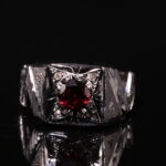 انگشتر نقره گارنت کد 12379